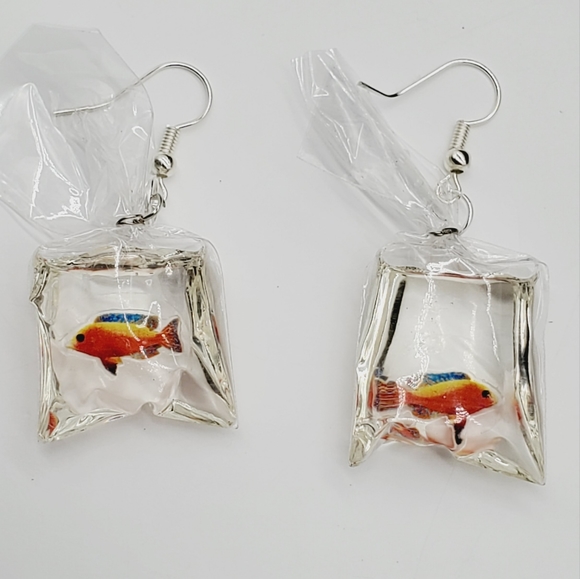 Nwt fish in bag! Red yellow blue reef fish earrings silver hooks handmade - Picture 1 of 5